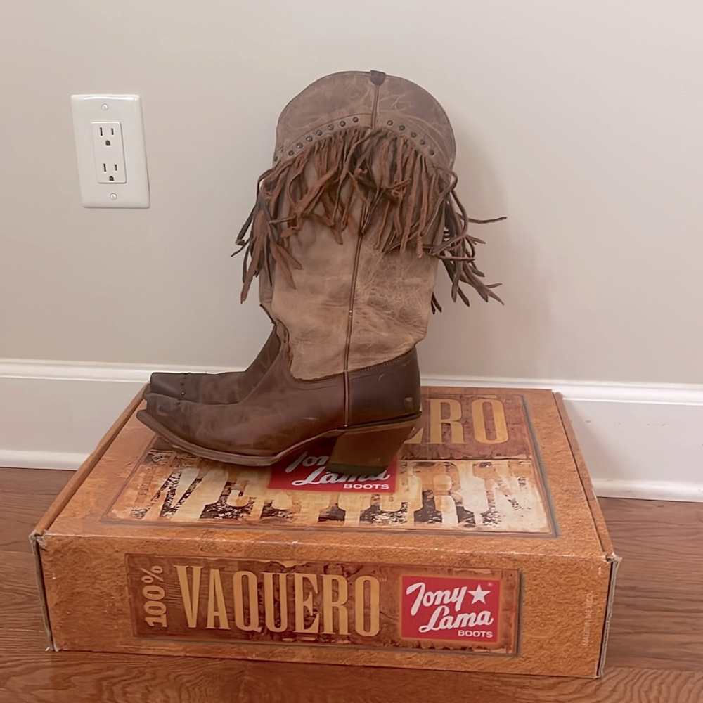 Ladies Cowboy boots, Tony Lama
